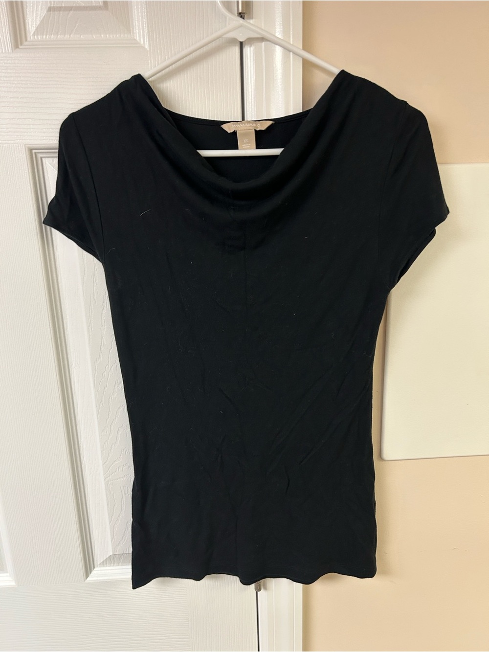 Banana Republic Cowl Neck Short Sleeve Top